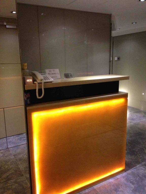 Oxford Guest House - Premium Guest House Limited Hong Kong Bagian luar foto