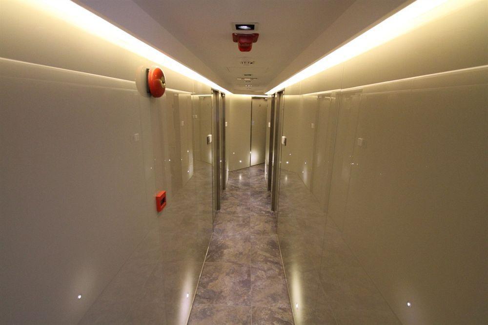 Oxford Guest House - Premium Guest House Limited Hong Kong Bagian luar foto